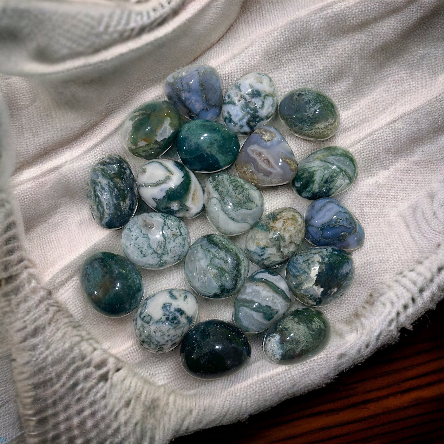 Moss Agate Tumbled Pebbles (30mm) Per Piece (Money Grows)