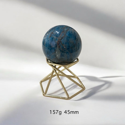 Blue Apatite Sphere
(Inner Cleansing • Starseed Activation) 45mm