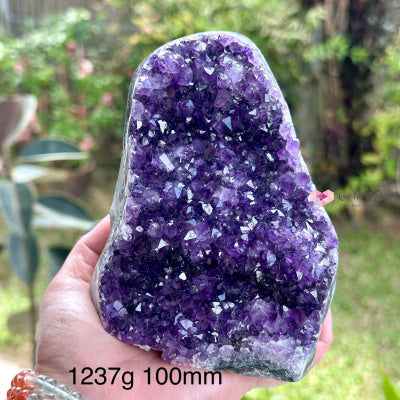 Amethyst Geode Druse (Brazil) Aaaa Grade 1237G 100Mm Raw Crystals