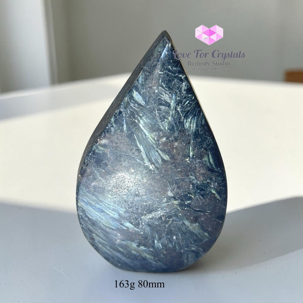 Astrophyllite Flame (Russia) Firework Stone - 163g 80mm - Astrophyllite