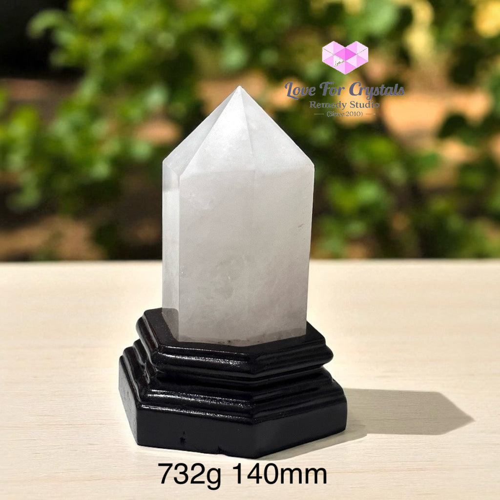 Clear Quartz Anchor Pointer with Wooden Stand 732g 140mm Clear quartz