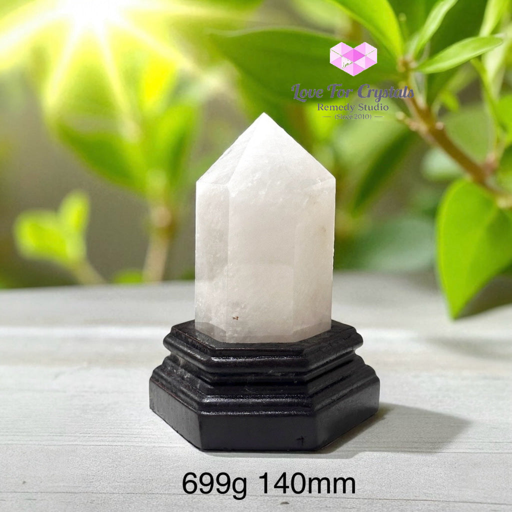 Clear Quartz Anchor Pointer with Wooden Stand 699g 140mm Clear quartz