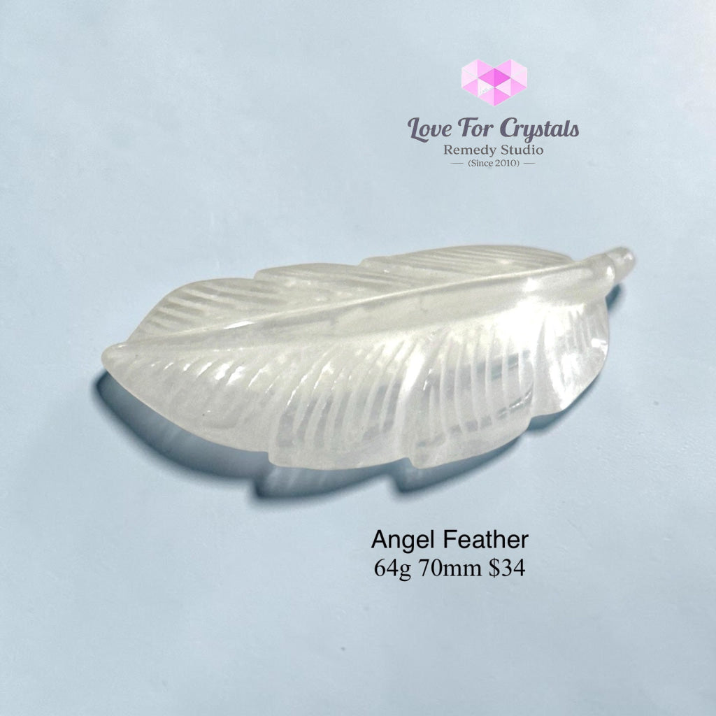Clear Quartz Angel Feather Carving - 64g 70mm - Clear quartz
