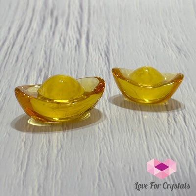Feng Shui Golden Ingot Charm (Luili Glass)