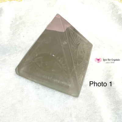 Fluorite Eye Pyramid Photo 1 (55Mm)