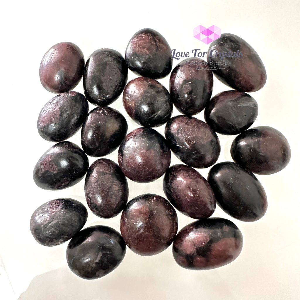 Garnet Tumbled Stone 20-30mm, Good Energy - Random Piece - Tumbled Stones