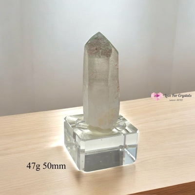 Green and Red Phantom Point in acrylic stand (Brazil) 47g 50mm Phantom Quartz