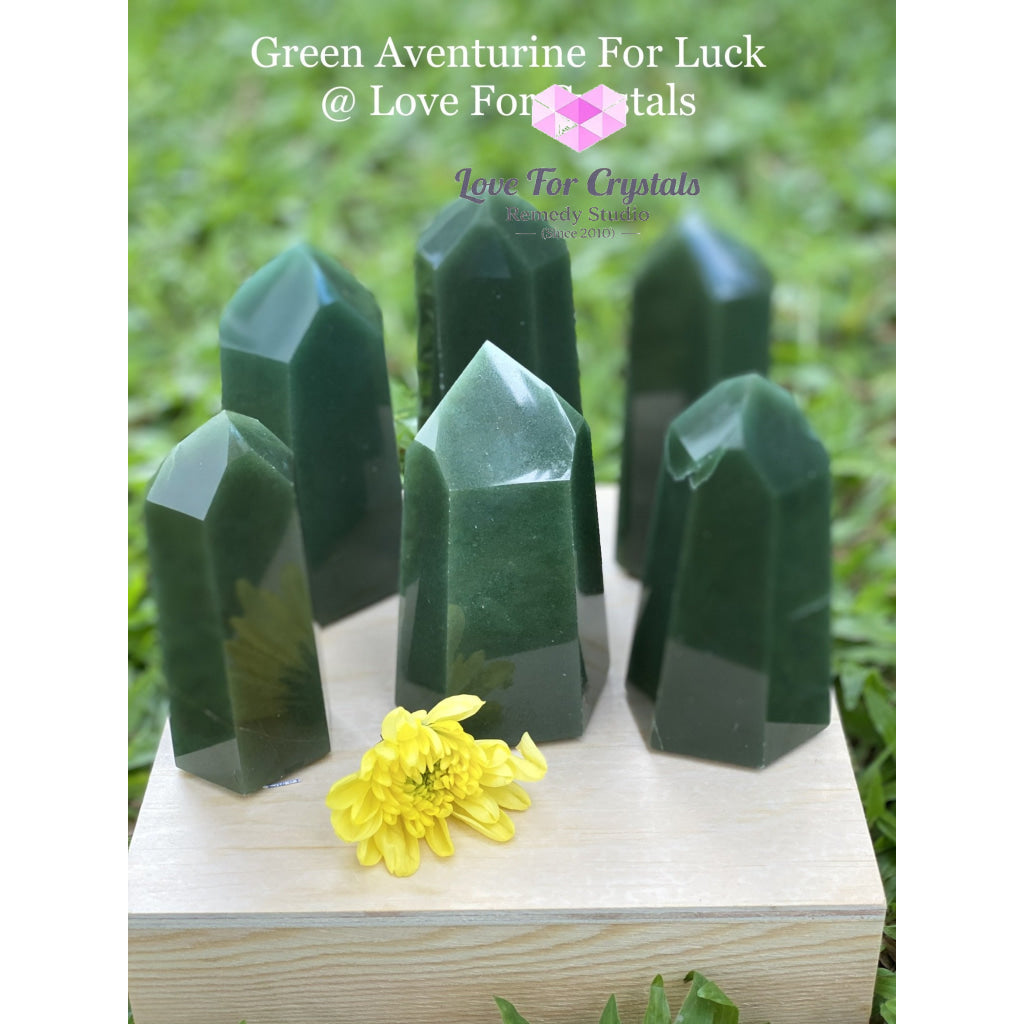 Green Aventurine Standing Point (Brazil) Aaa