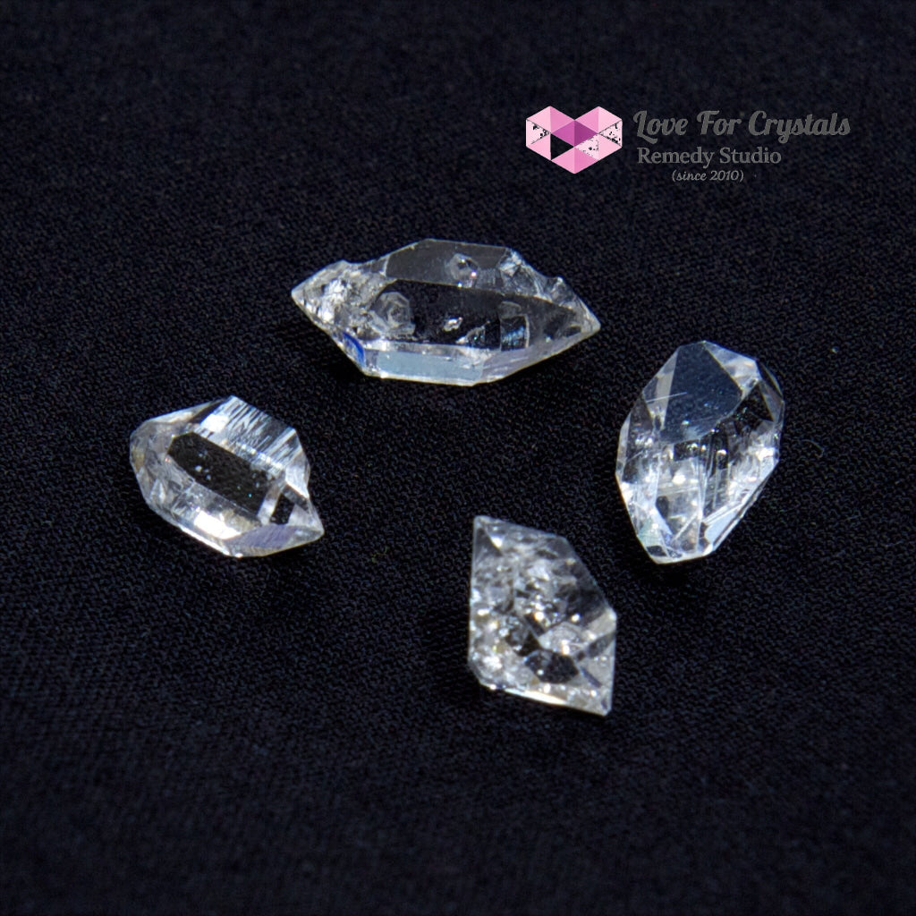 Herkimer Diamond (U.s.a.) 10-25Mm Raw Stones