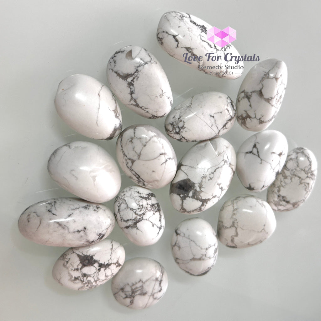 Howlite Tumbled Stone 20-30mm, Good Sleep - Random Piece - Tumbled Stones