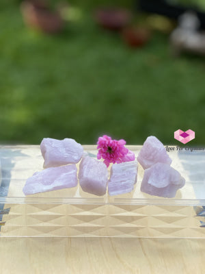 Pink Kunzite Raw (Aracuai Brazil) Stones