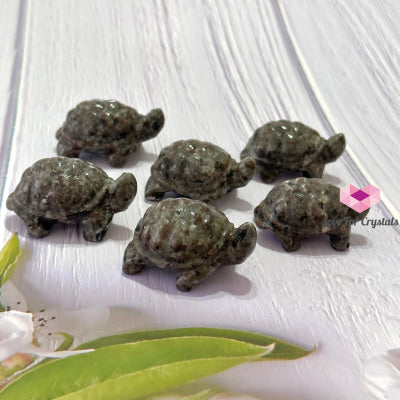 Yooperlite Turtles 50Mm (Usa) Crystal Carving