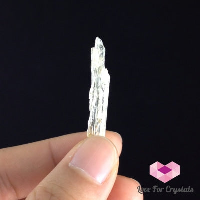 Marialite Natural Crystals 25Mm Raw Stones