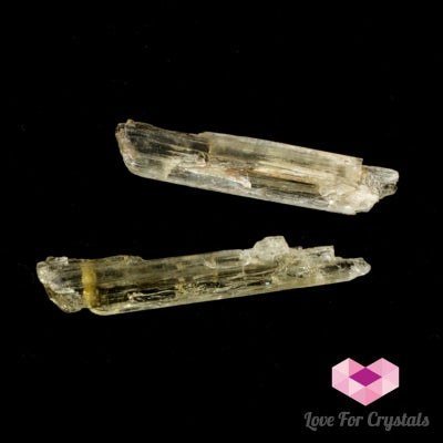 Marialite Natural Crystals 25Mm Raw Stones